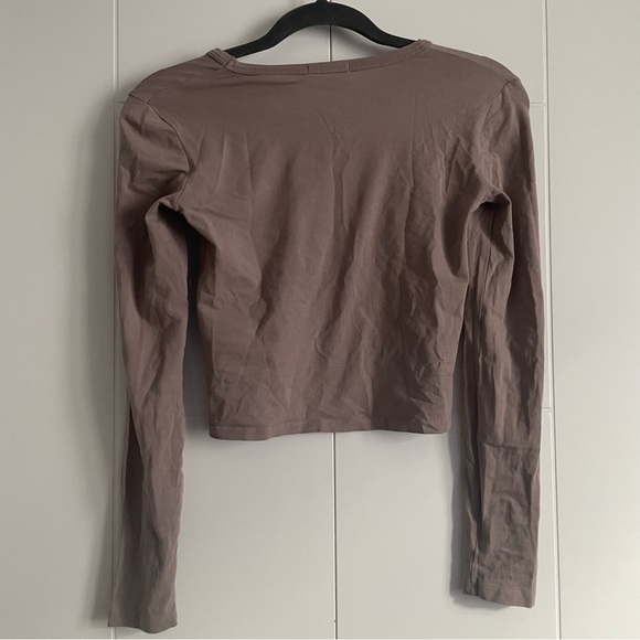 3/$25 Ardene Crewneck Longsleeve Top - Picture 3 of 3